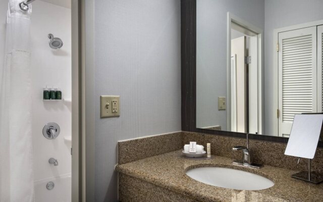 Courtyard by Marriott Mahwah