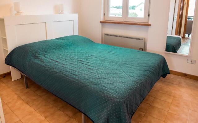 M126 - Marcelli, trilocale fronte mare in residence con piscina