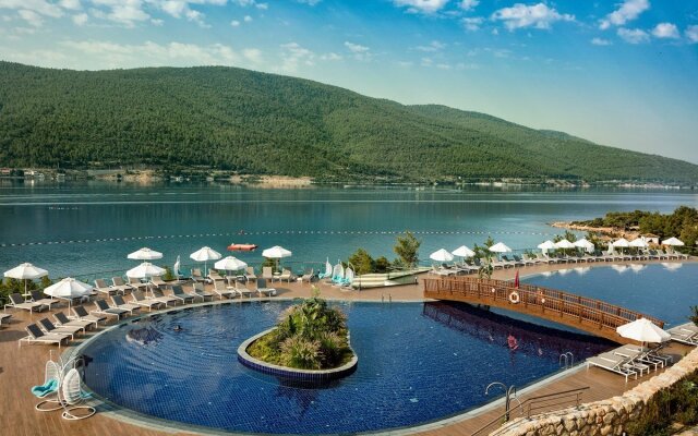 B2b Titanic Deluxe Bodrum