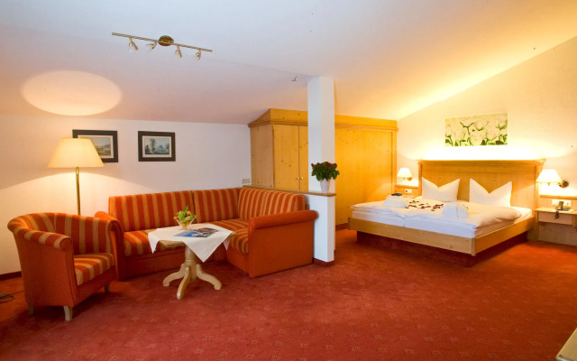 Alpenhotel Fischer - Adults Only