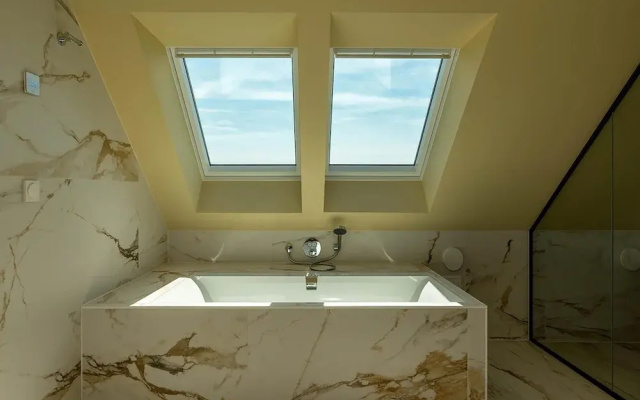 Getaway With Bubble Bath