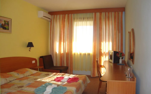 Hotel Fiesta