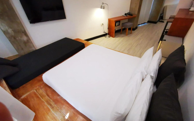Urban Boutique Hotel