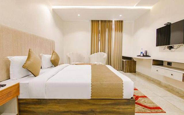 Fabhotel Prime The Eminence