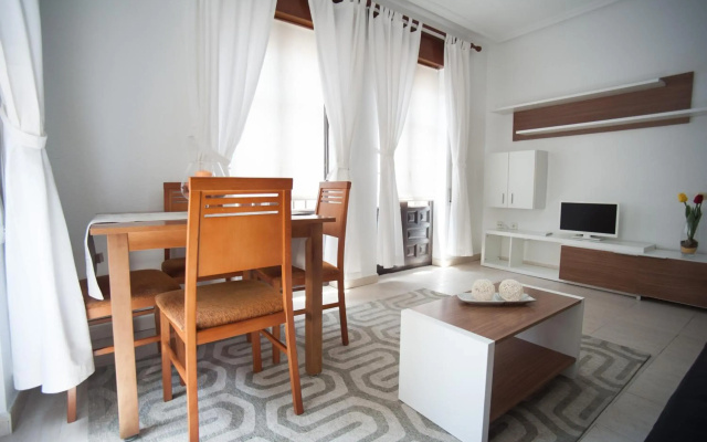 Apartamento junto a la Universidad y la Catedral