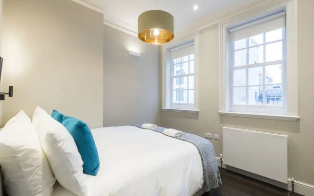 JOIVY Elegant 2 Bedroom Flat near Kensington Gardens