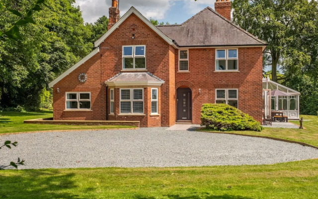 Routhorpe House
