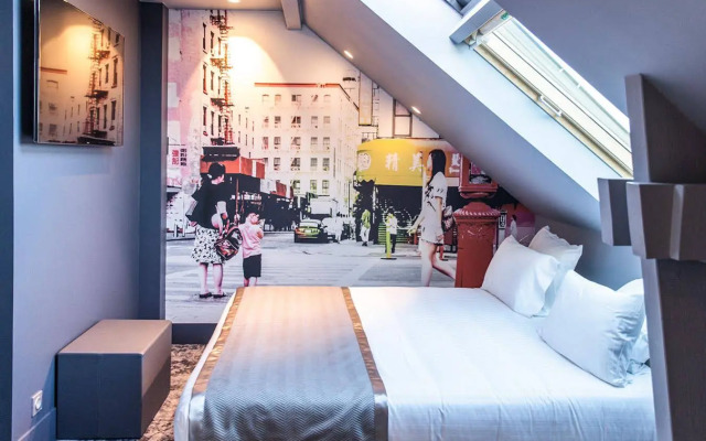 Hotel Sixteen Paris Montrouge