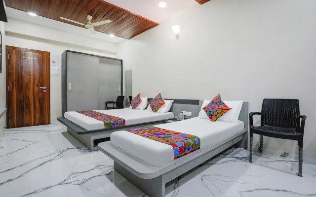 Fabhotel Priya Lodging