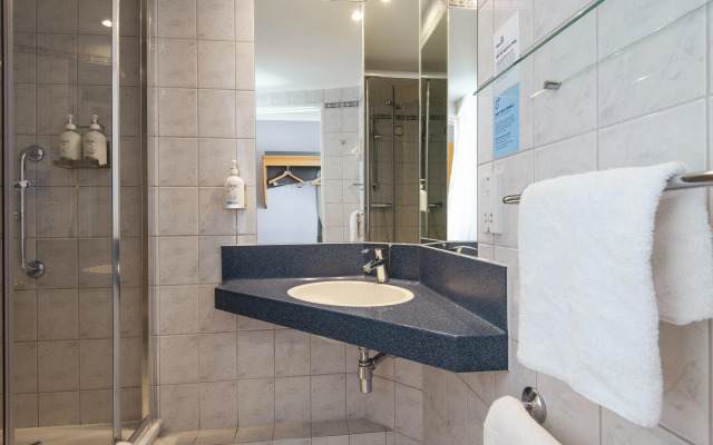 Holiday Inn Express Exeter East by IHG