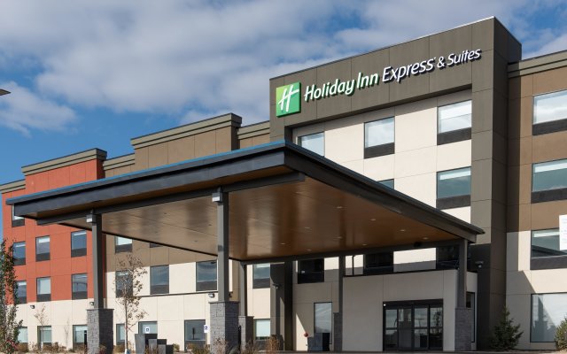 Holiday Inn Express & Suites North Battleford, an IHG Hotel