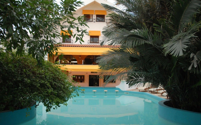 Tropical Hotel