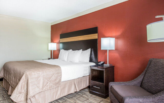 Clarion Hotel at Carowinds