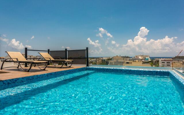 1BR Luxury apartment 5 minutes from the beach!