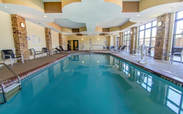 Holiday Inn Arlington NE-Rangers Ballpark by IHG