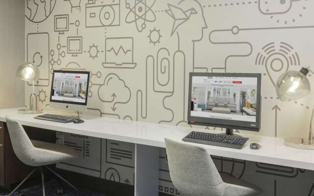 Hilton Garden Inn Melville