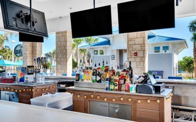 2089elcir 8 Bedroom Villa by RedAwning