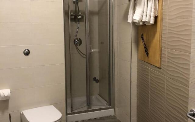 Napoli City Inn
