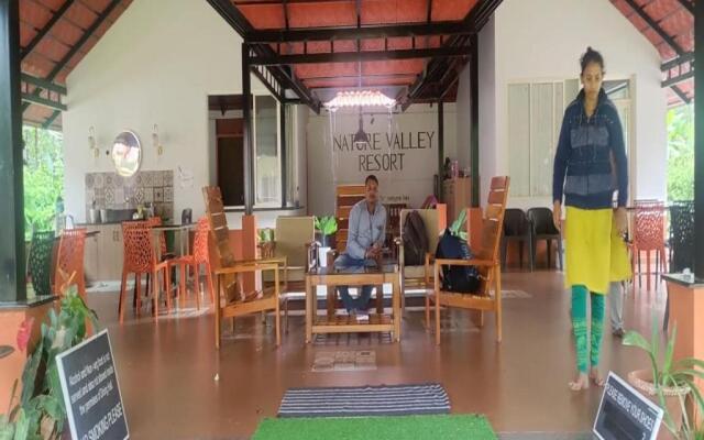 STAYMAKER Nature Valley Resort - Just 5 min drive to temple