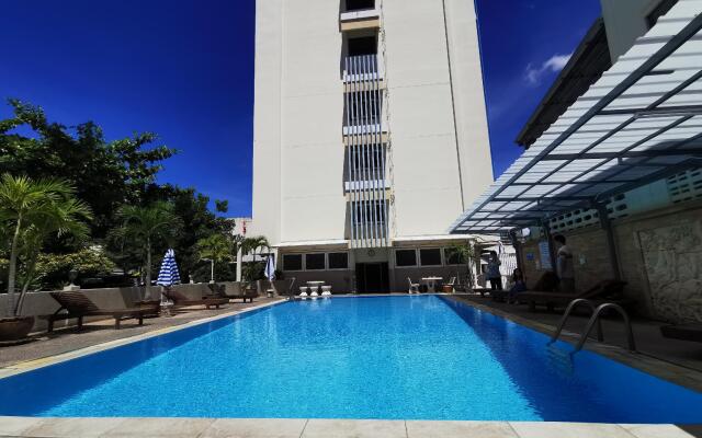 Subhamitra Hotel Hua Hin (SHA Certified)