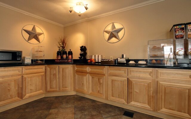 Americas Best Value Inn & Suites-DeSoto/South Dallas