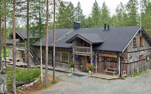 Isokenkäisten Klubi