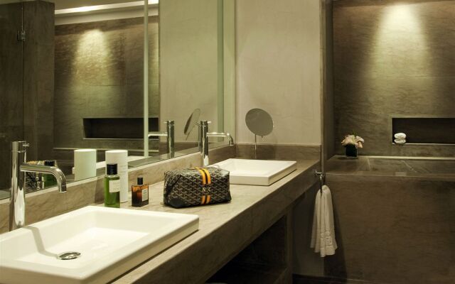 Crystal Hotel