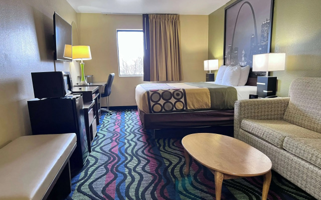 Super 8 by Wyndham Farmington