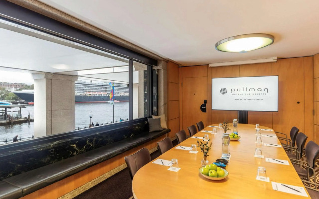Pullman Quay Grand Sydney Harbour