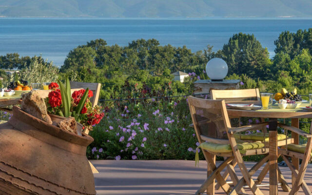 Iakovakis Suites & Spa