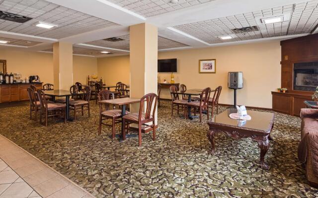 Country Inn & Suites by Radisson, Pickerington, OH
