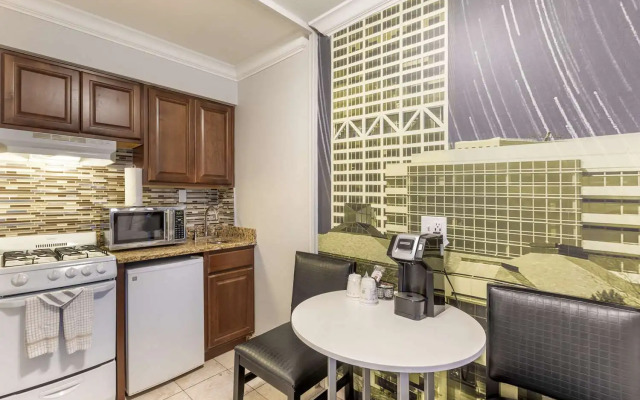 Best Western Plus Milwaukee West