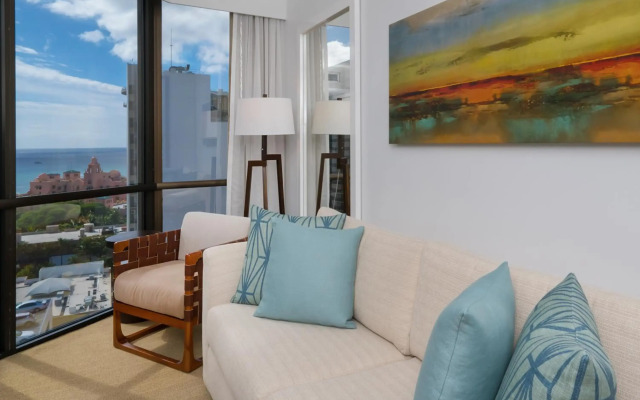 Hyatt Centric Waikiki Beach