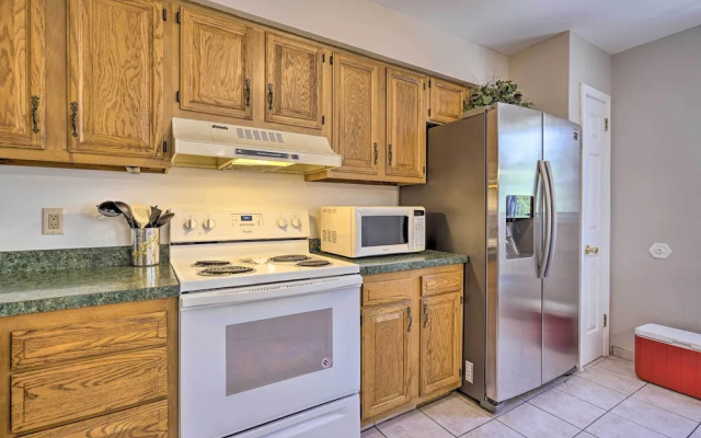 Brigantine Retreat w/ Balconies - Walk to Beach!