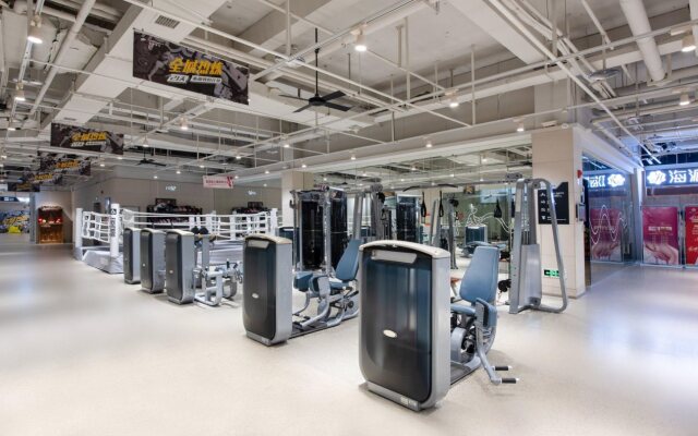 Holiday Inn Express Chongqing Guanyinqiao by IHG