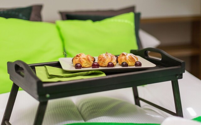 Modern Studios Stachowicza by Renters