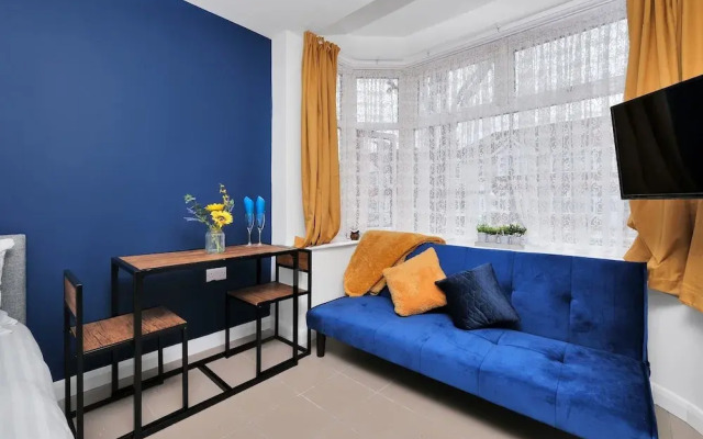 Argyll Rooms Self-Contained Studio with En-Suite