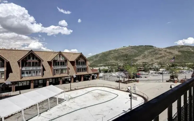 RedAwning Mountain Village #210