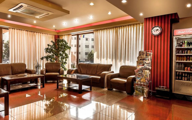 Lira Pacific Aparthotel