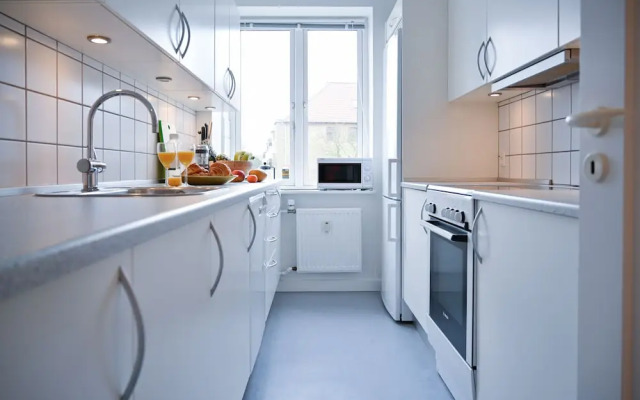 Newly-renovated 2-bedroom Apartment in Charlottenlund