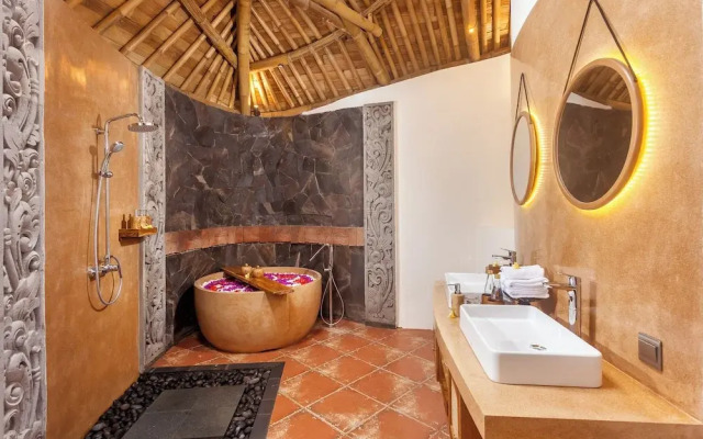 The Scape Valley Villa by Pramana Villas