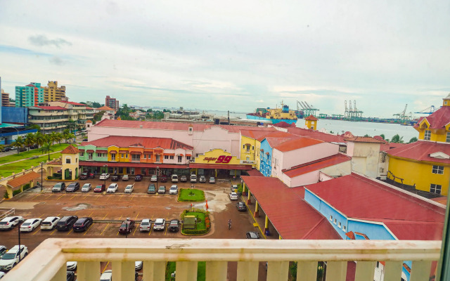 Radisson Colon 2,000 Hotel & Casino