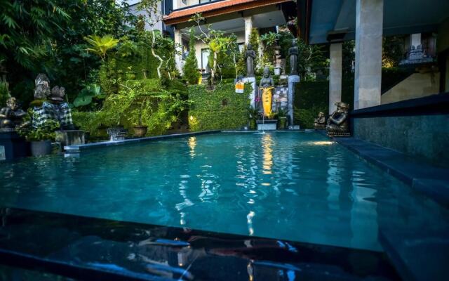 Ubud Wins Bungalow