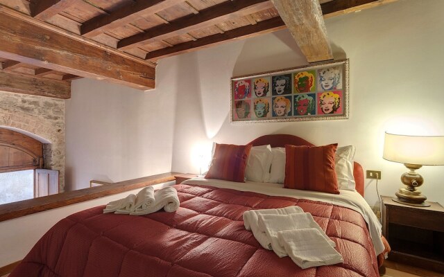 Home Sharing - Oltrarno