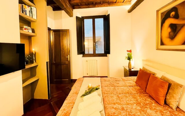 Trevi Fountain Stylish Guesthouse