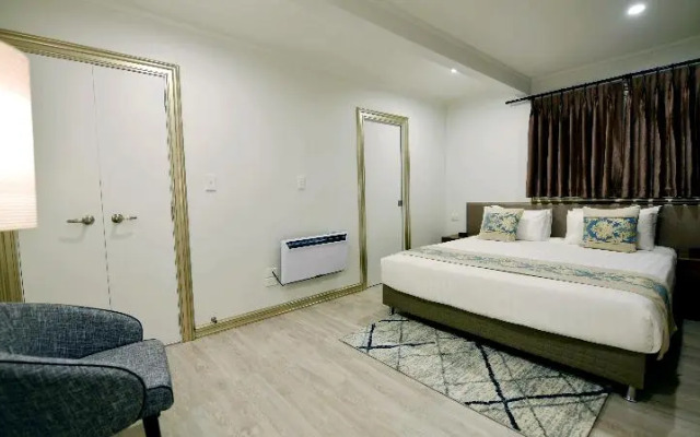 Regal Residency