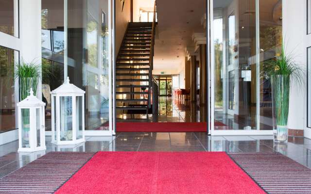Amedia Frankfurt Russelsheim Trademark Collection by Wyndham