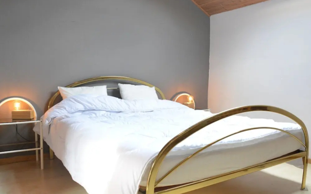 Vintage Holiday Home in Vencimont with Terrace - фото 3