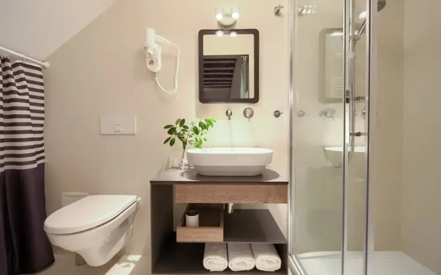 Vibrant and Elegant Downtown Krk Apartments