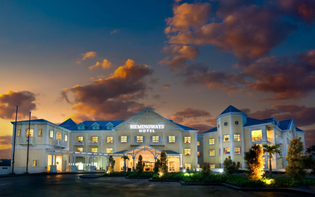 Hemingways Hotel